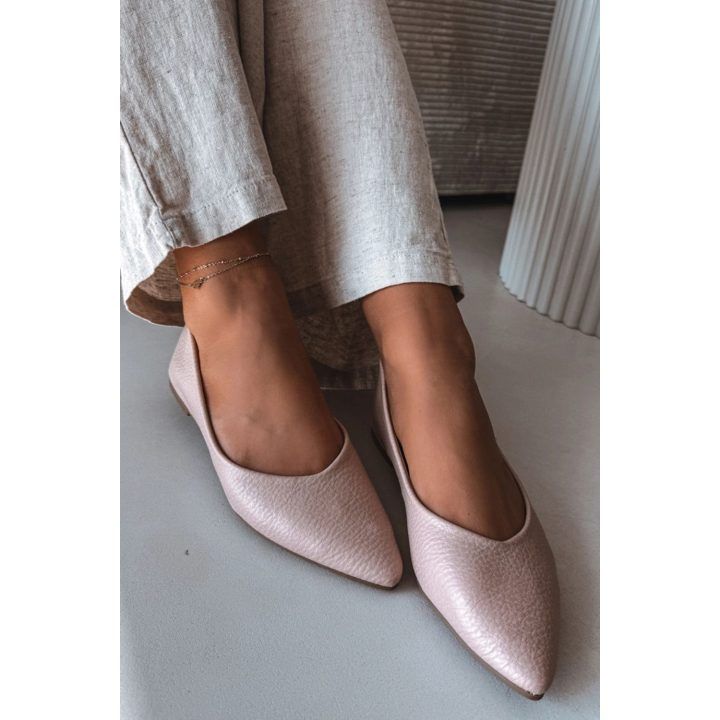 Balerinos su smailėjančia nosimi Step in style