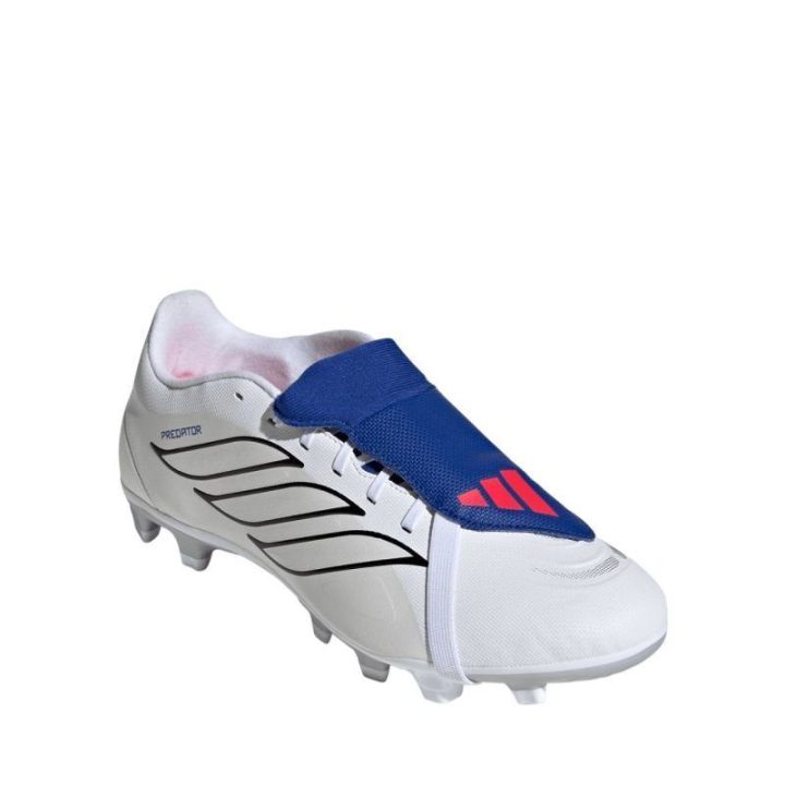Futbolo bateliai su atlenkiamu liežuviu adidas Predator Club