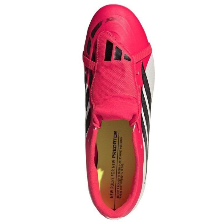 Futbolo bateliai natūraliai vejai adidas Predator Club