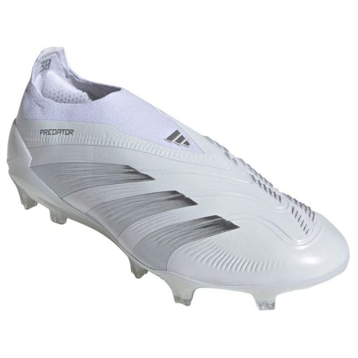 Futbolo bateliai natūraliai vejai adidas Predator Elite LL