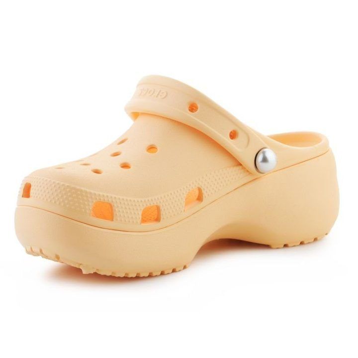 Moteriškos klumpės su perliniu paviršiumi Crocs, auksinės