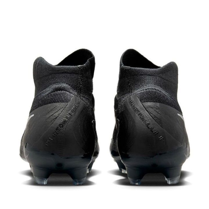 Futbolo bateliai natūraliai vejai Nike Phantom Luna II, juodi