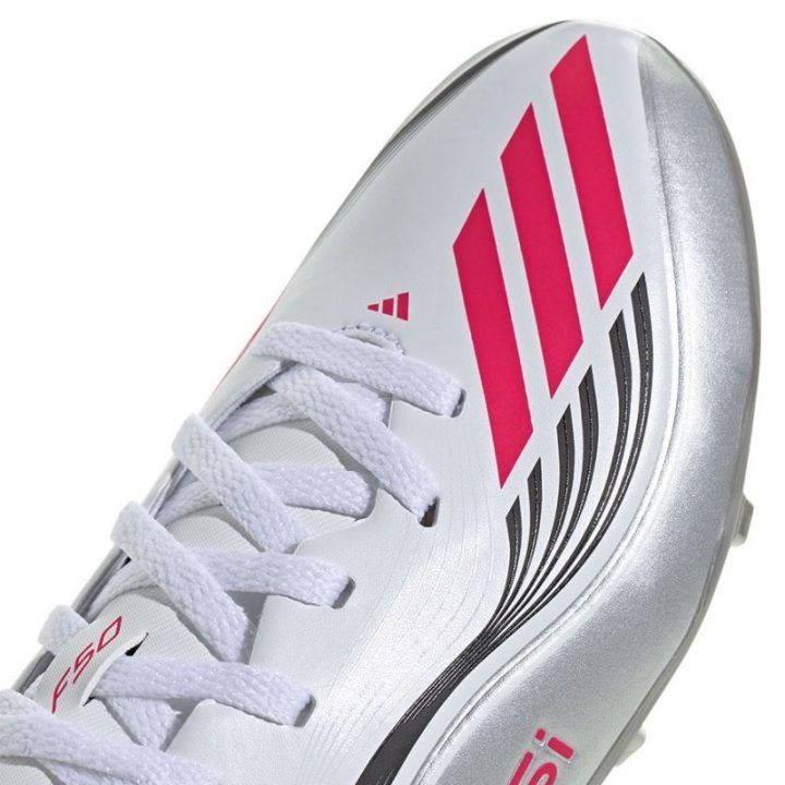 Futbolo bateliai berniukams adidas F50 Messi League, balti