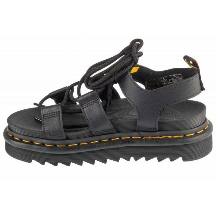 Moteriškos basutės su platforma Dr. Martens Nartilla, juodos