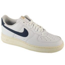 Moteriški sportbačiai Nike Air Force 1 ’07, balti
