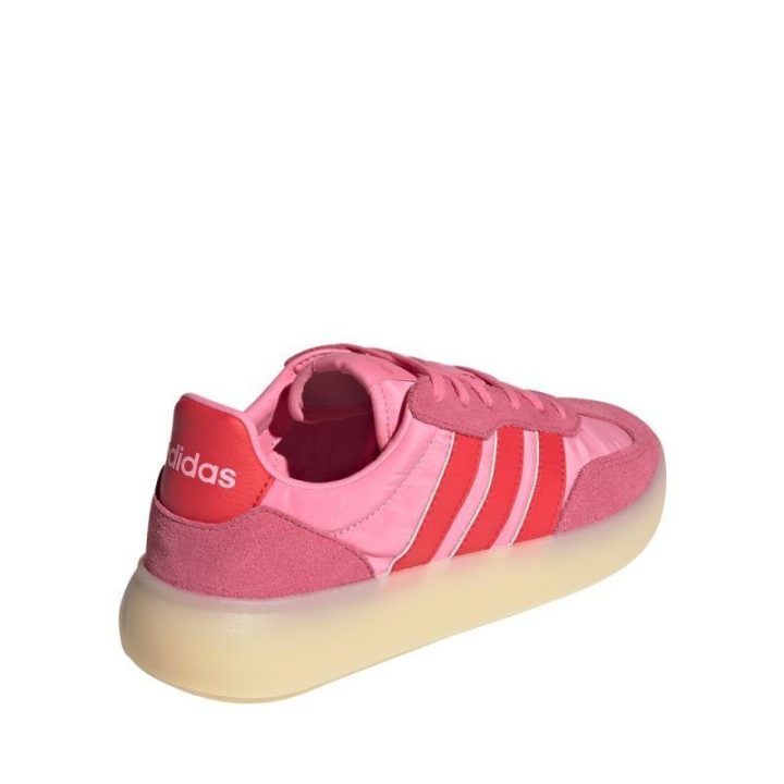 Moteriški sportbačiai adidas Barreda Decode