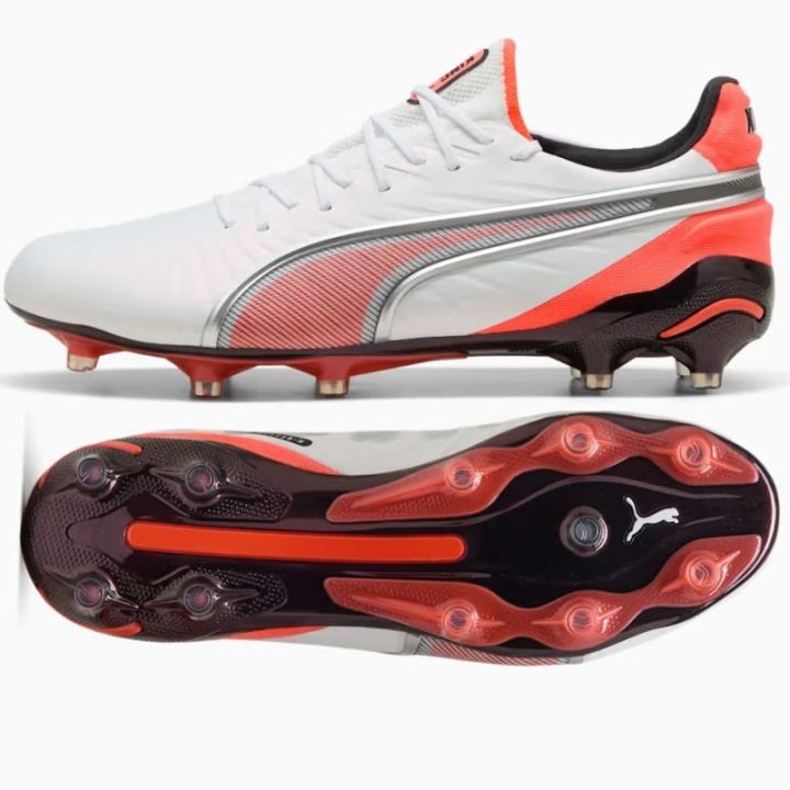 Futbolo bateliai Puma King Ultimate FG/AG