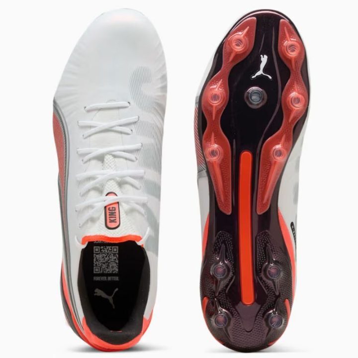 Futbolo bateliai Puma King Ultimate FG/AG