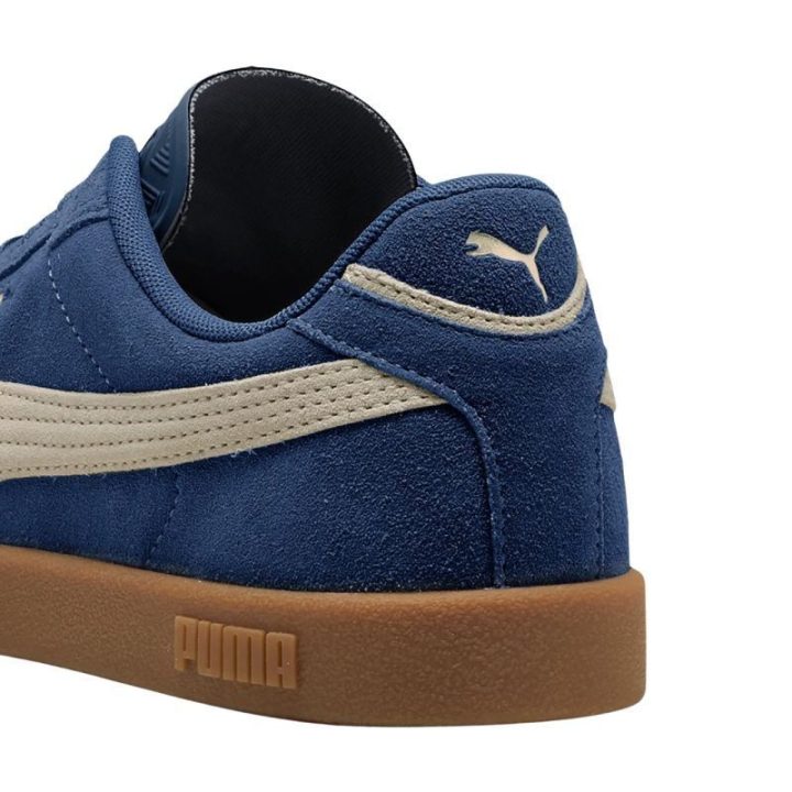 Moteriški zomšiniai sportbačiai Puma Club II Era