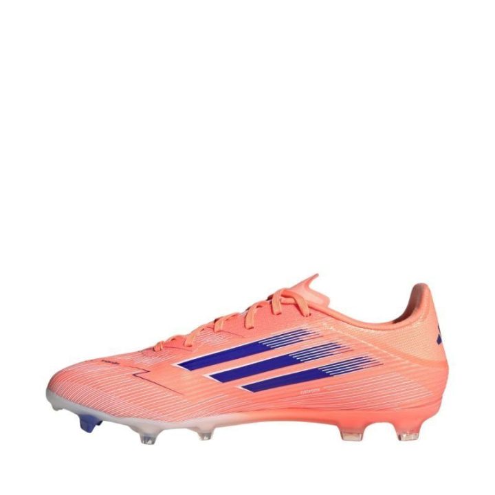 Futbolo bateliai natūraliai ir dirbtinei vejai adidas F50 League