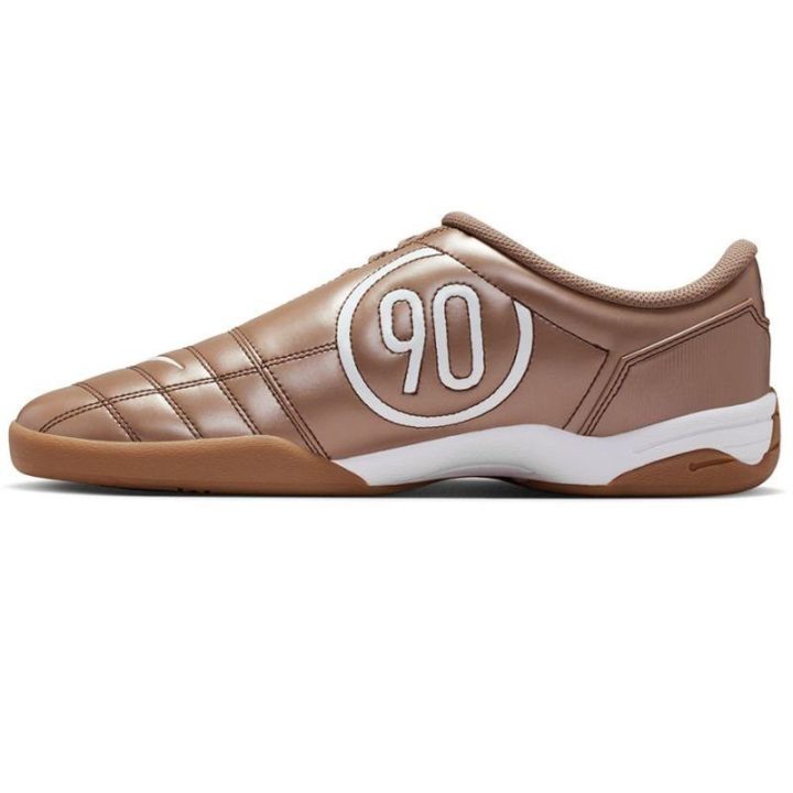 Vyriški sportiniai batai Nike Total 90 IC