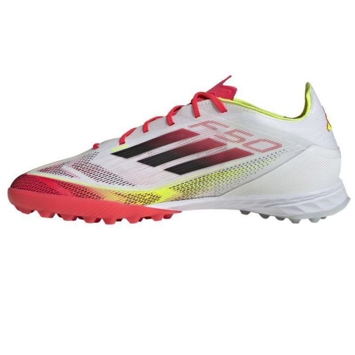 Vyriški futbolo bateliai dirbtinei vejai adidas F50 Pro TF, balti