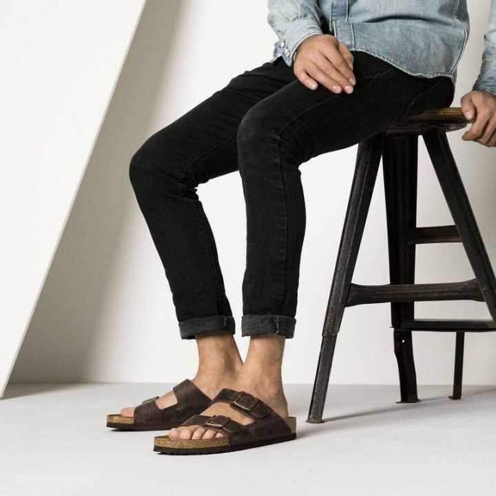 Uniseks siauros šlepetės Birkenstock Arizona, rudos