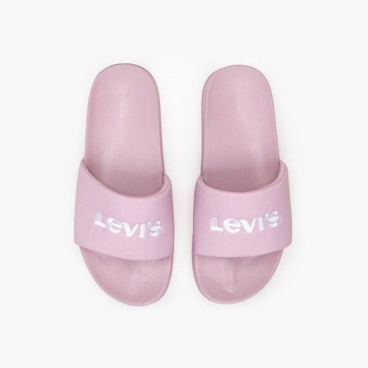 Moteriškos šlepetės su paminkštintu vidpadžiu Levi's June