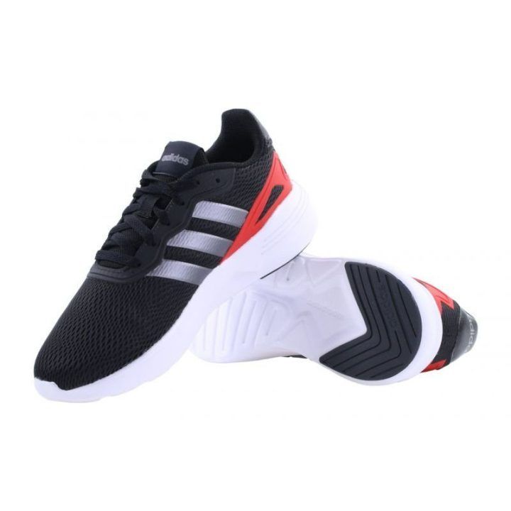 Vyriški žemo profilio sportbačiai adidas Nebzed, juodi