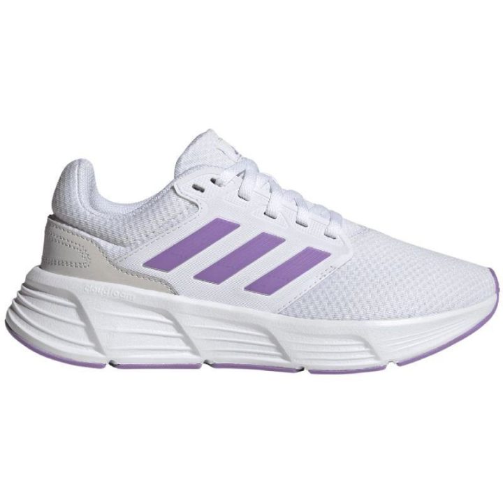 Moteriški bėgimo bateliai su Cloudfoam adidas Galaxy 6, balti
