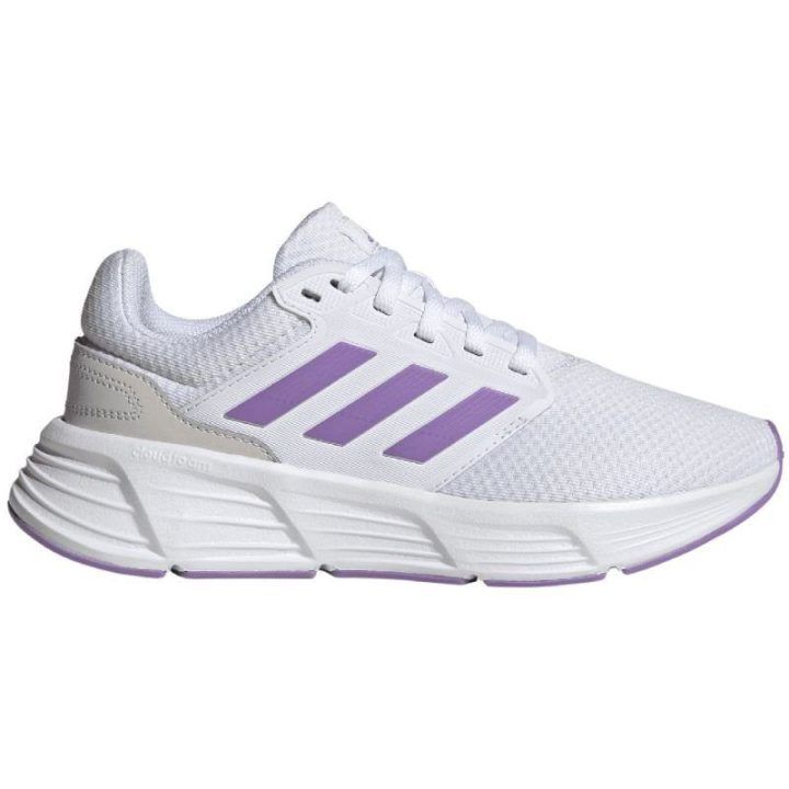 Moteriški bėgimo bateliai su Cloudfoam adidas Galaxy 6, balti