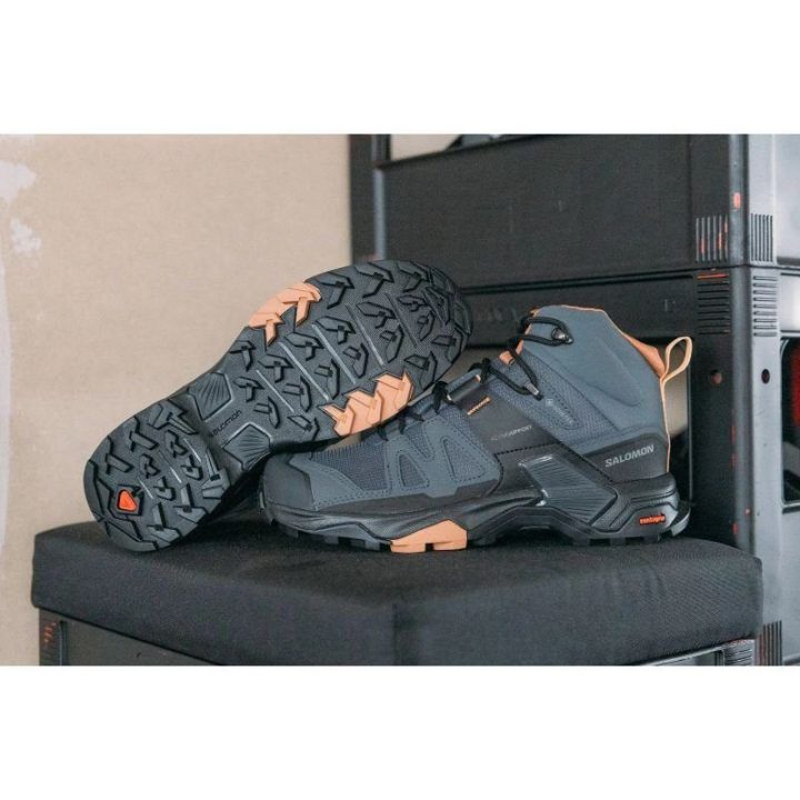Moteriški aukšti žygio batai Salomon X Ultra 4 Mid GTX, pilki