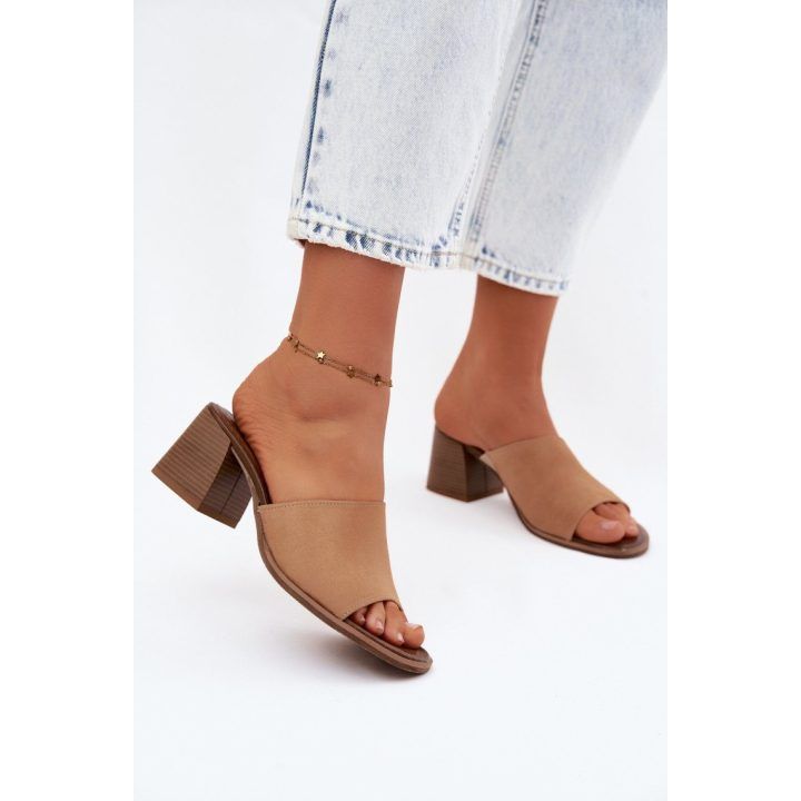 Basutės su kulnu Step in style – smėlio spalvos