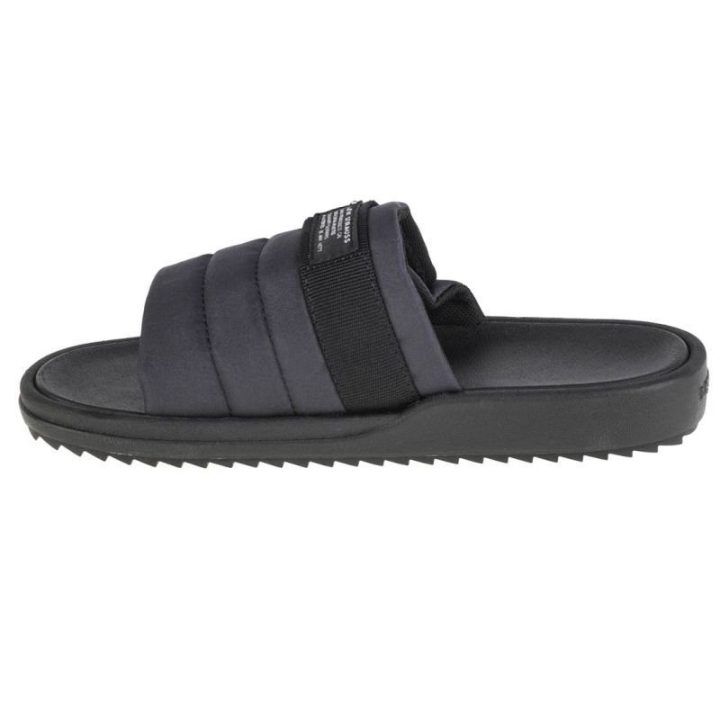 Moteriškos šlepetės su reguliuojamu pločiu Levi's Tahoma, juodos
