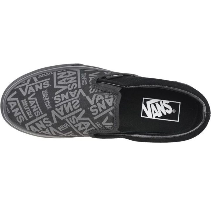 Moteriški įspiriami sportbačiai su platforma Vans 66 Classic, juodi