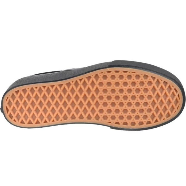 Moteriški įspiriami sportbačiai su platforma Vans 66 Classic, juodi