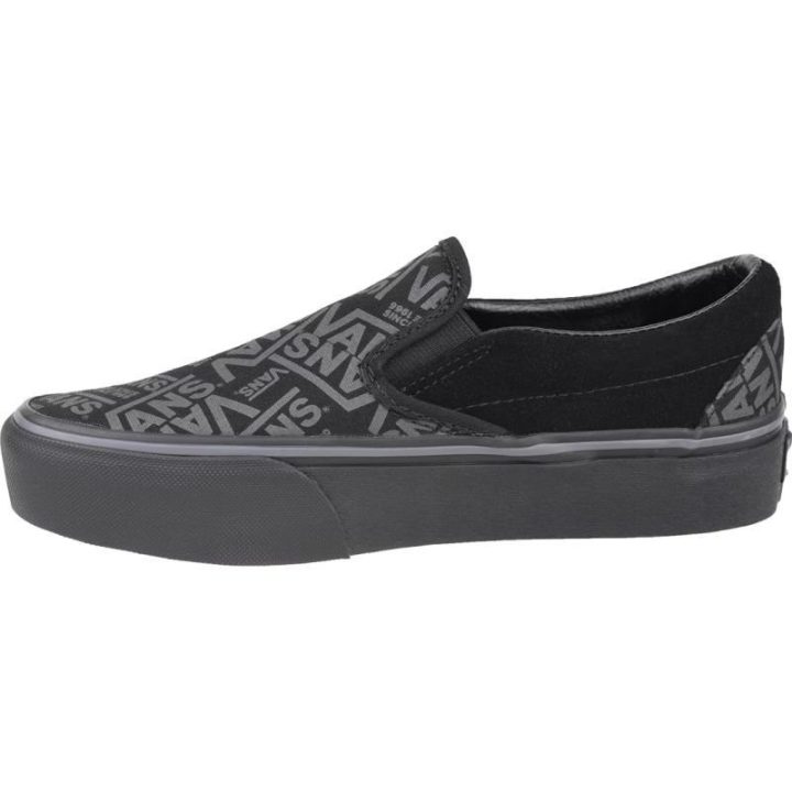 Moteriški įspiriami sportbačiai su platforma Vans 66 Classic, juodi
