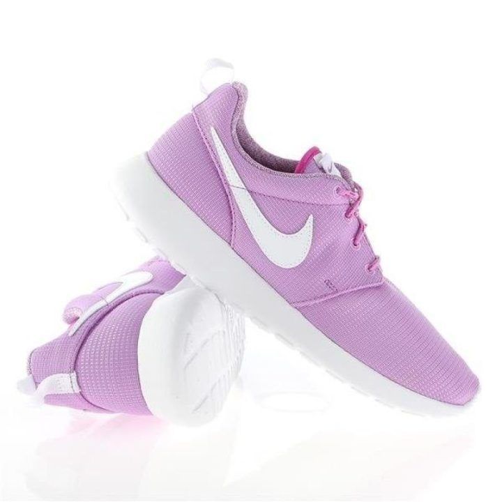 Moteriški sportbačiai Nike Rosherun, violetiniai