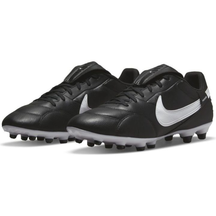 Vyriški futbolo bateliai natūraliai vejai Nike Premier 3, juodi