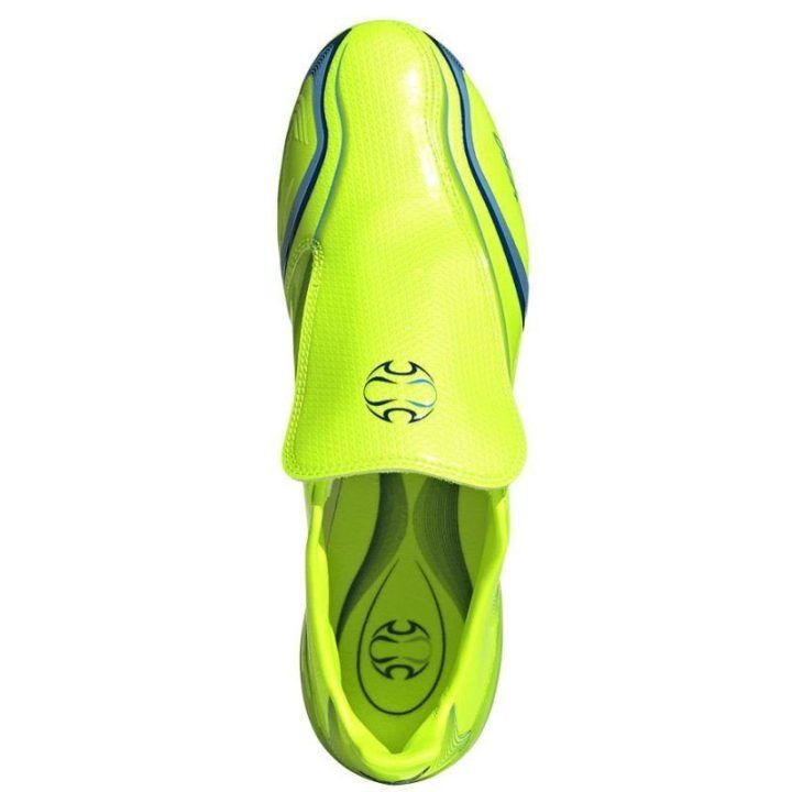 Futbolo bateliai natūraliai vejai adidas F50 Elite FG