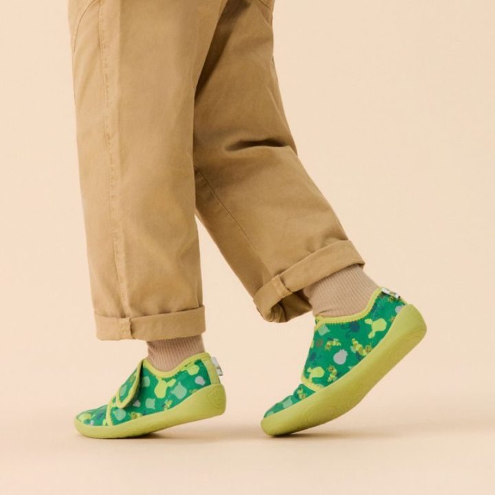Vaikiškos barefoot tipo šlepetės Affenzahn Movy Caterpillar