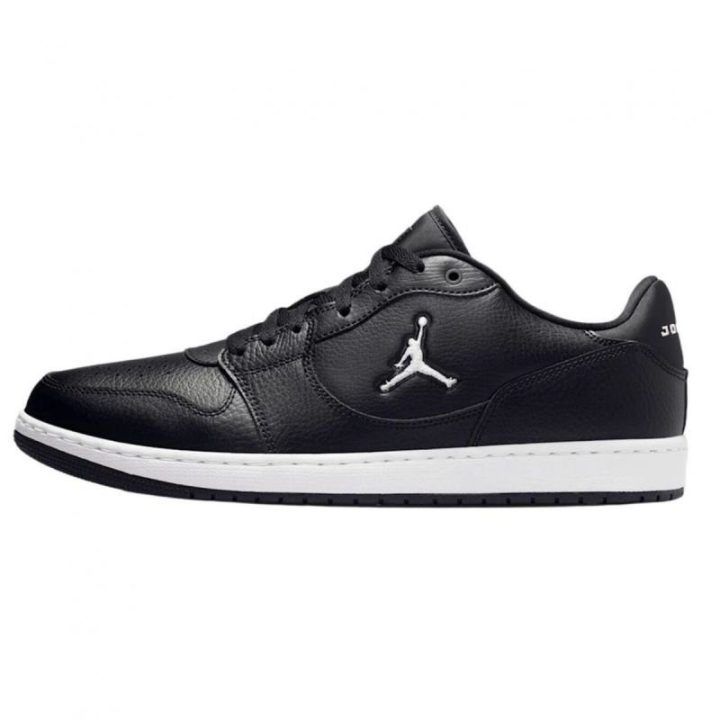 Vyriški sportbačiai Nike Jordan Court Connect Low