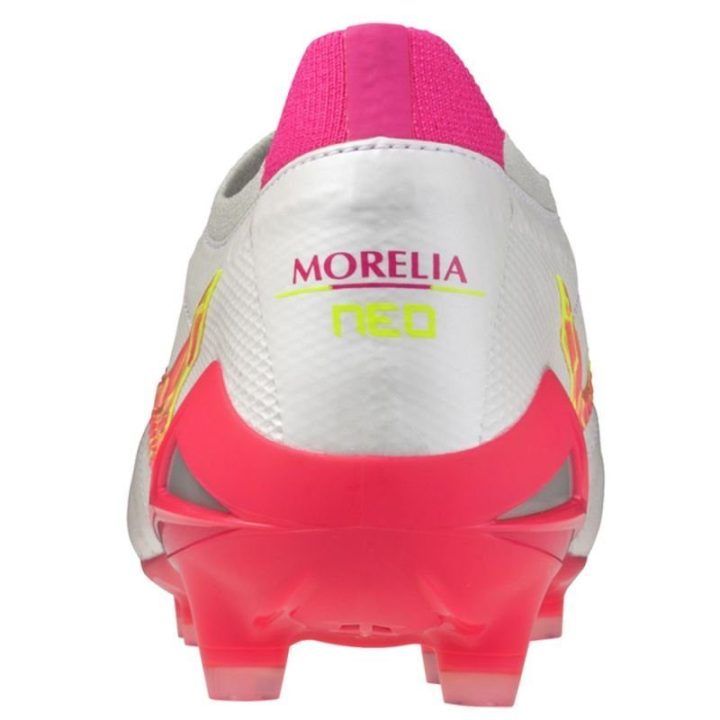 Futbolo bateliai natūraliai vejai Mizuno Morelia Neo IV Beta Elite Japan