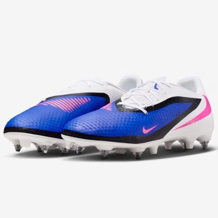 Futbolo bateliai su žemu profiliu Nike Phantom 6 Low Academy SG-Pro HQ2315-446