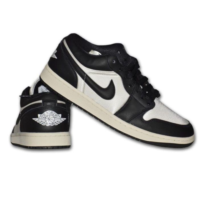 Odiniai sportbačiai Air Jordan 1 Low SE, juodi ir balti