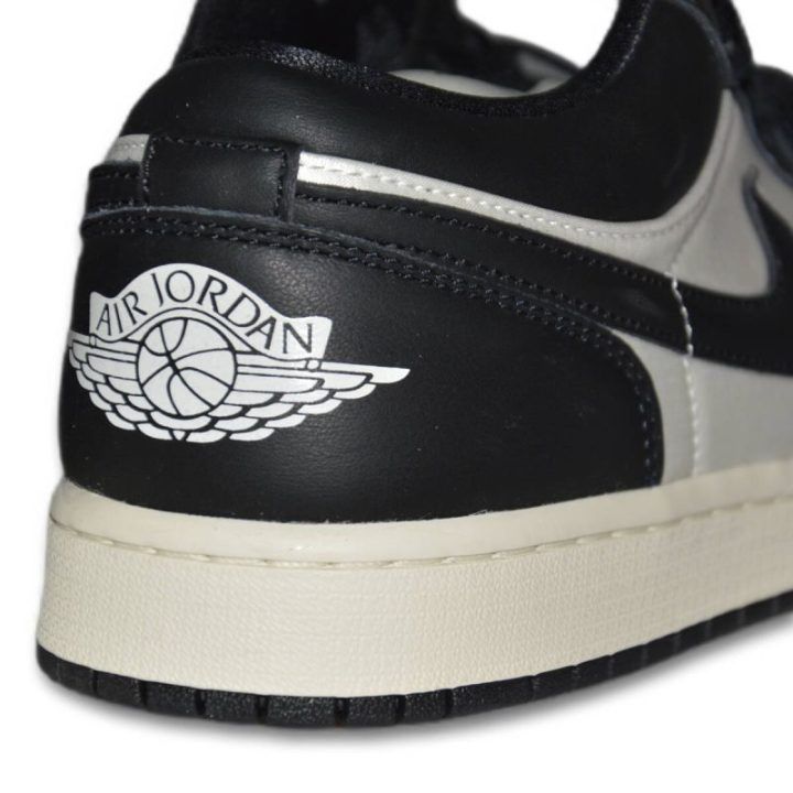 Odiniai sportbačiai Air Jordan 1 Low SE, juodi ir balti
