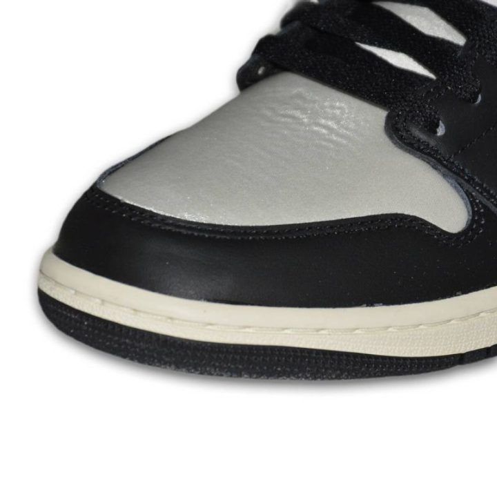 Odiniai sportbačiai Air Jordan 1 Low SE, juodi ir balti