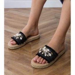 Moteriškos espadrilių šlepetės su kriauklelėmis, juodos