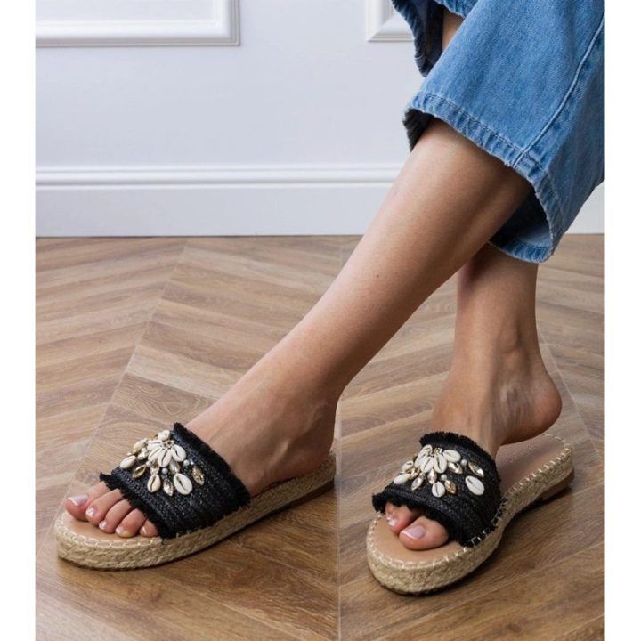 Moteriškos espadrilių šlepetės su kriauklelėmis, juodos