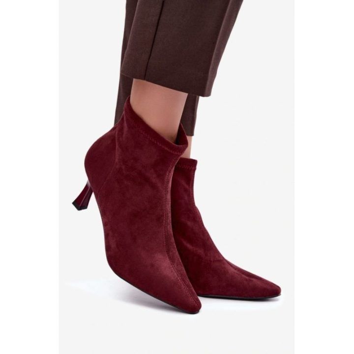 Moteriški aulinukai su smailėjančia nosimi Step In Style, raudoni