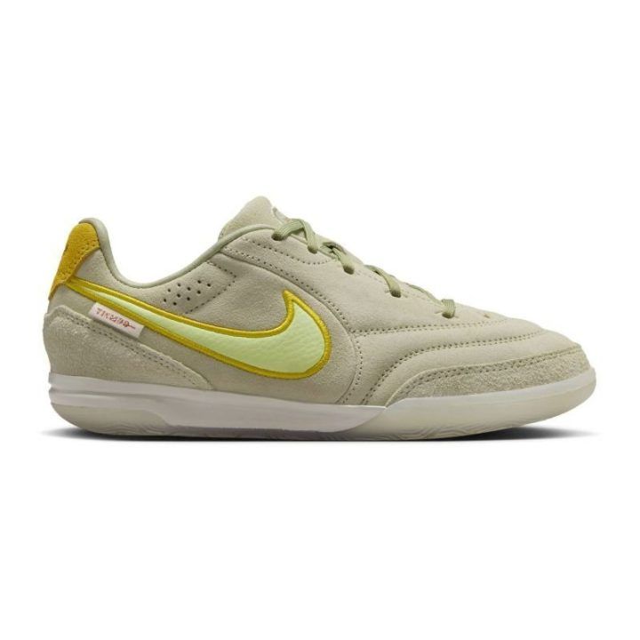 Vaikiški futbolo bateliai salei Nike Tiempo Streetgato LE