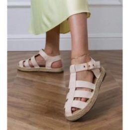 Moteriškos smėlio spalvos uždaros espadrilės Kleona